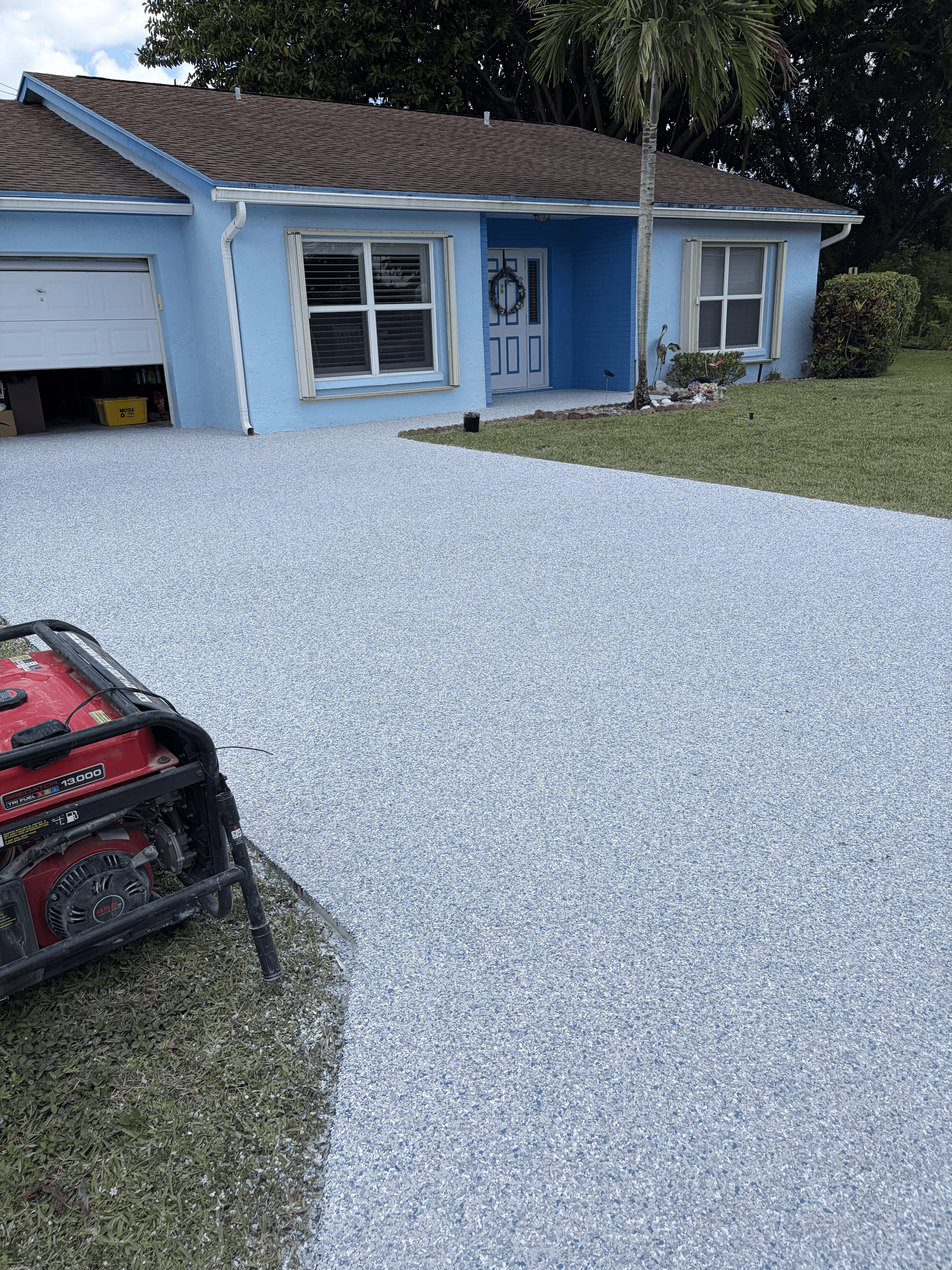 Driveway Glacier Stone Flake System